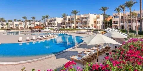 Hurghada vs. Sharm El Sheikh: Which is better for real estate